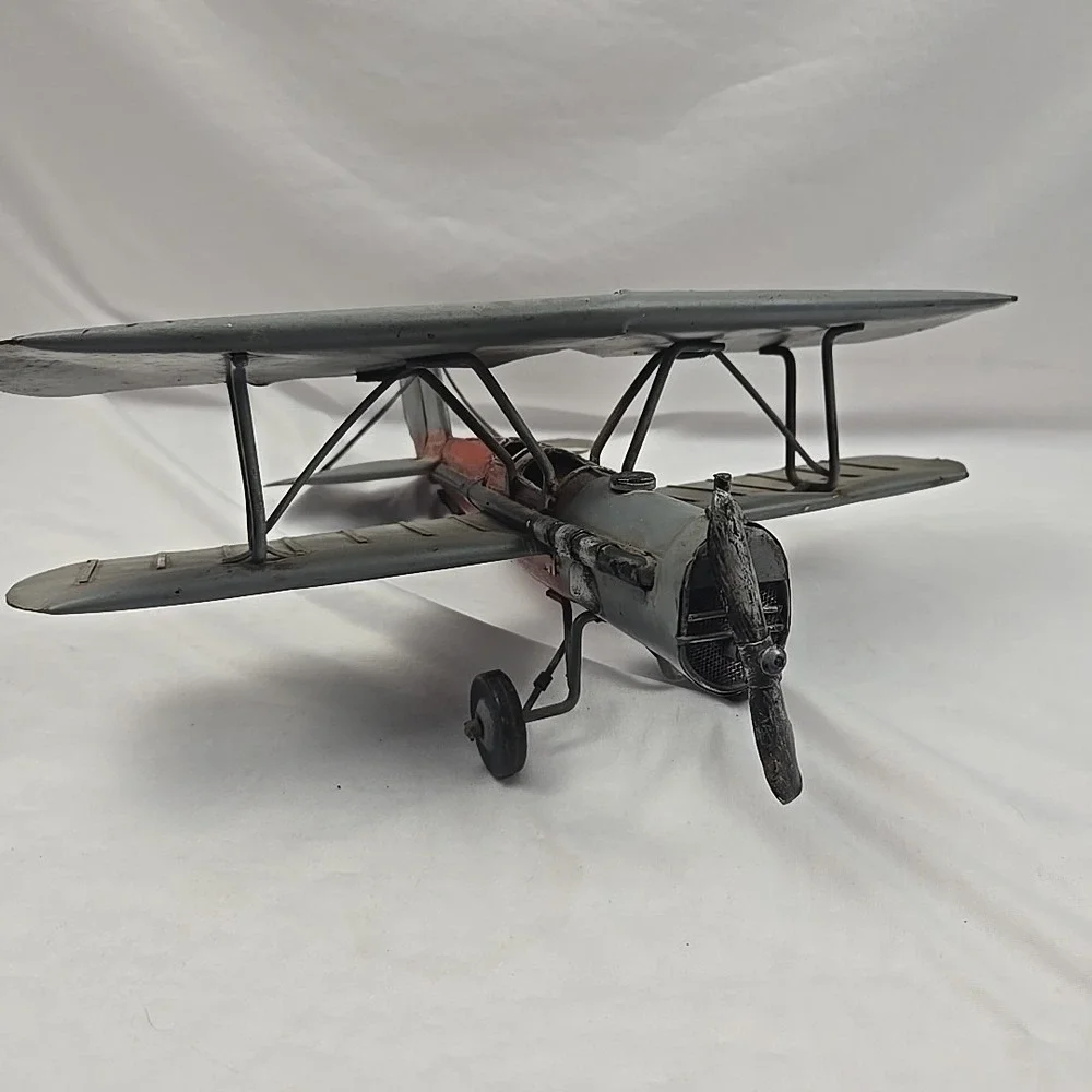 Biplane‎ Gray And Red 12